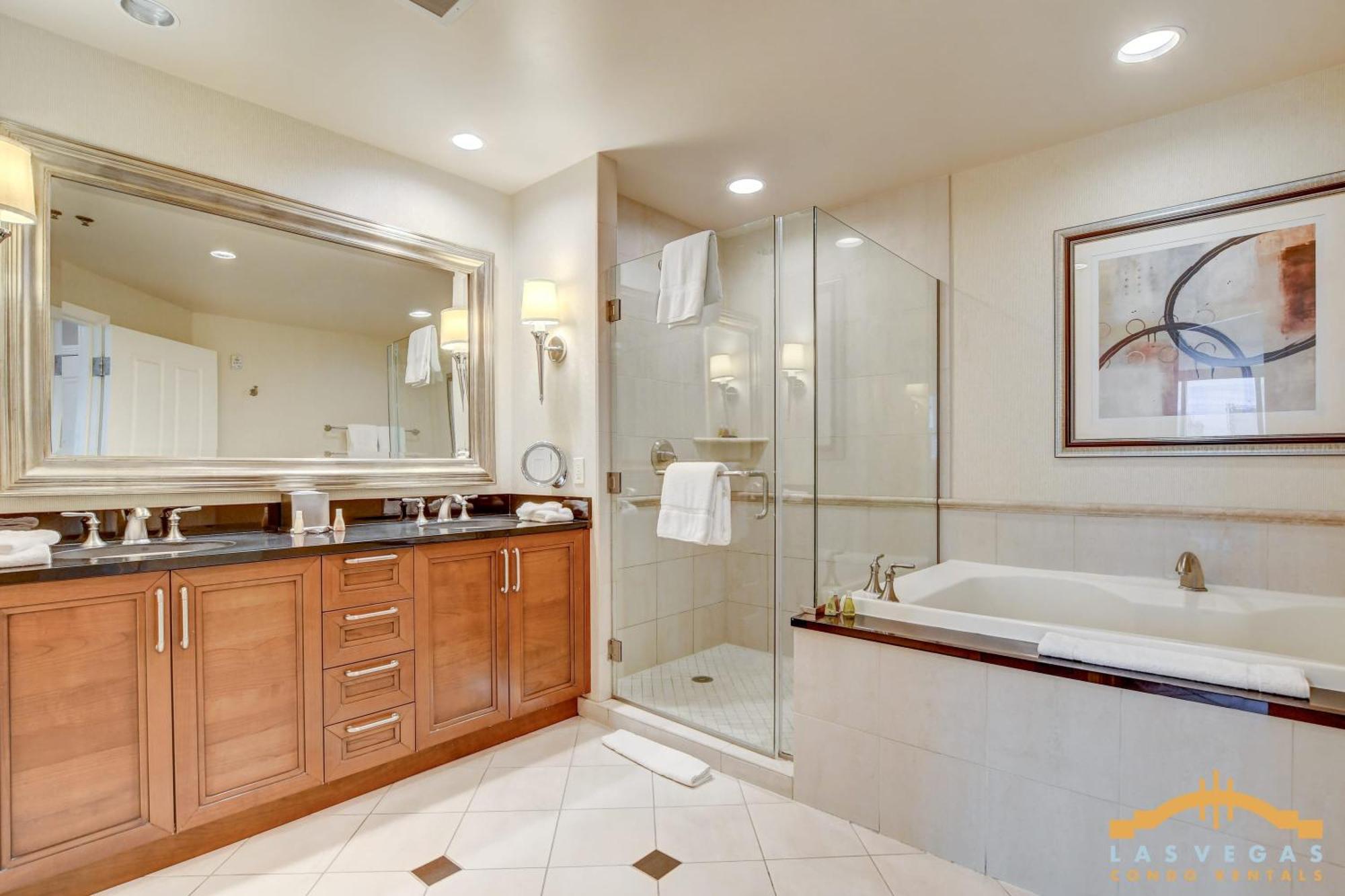 Mgm Signature-06-711 Strip View Jacuzzi Studio Лас-Вегас Экстерьер фото
